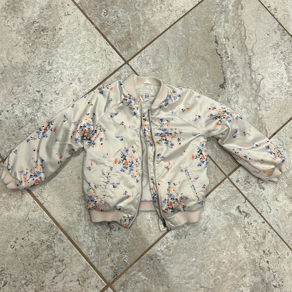 Girls 5 baby Gap Bomber Jacket in Butterfly Multi floral print - so gorgeous!